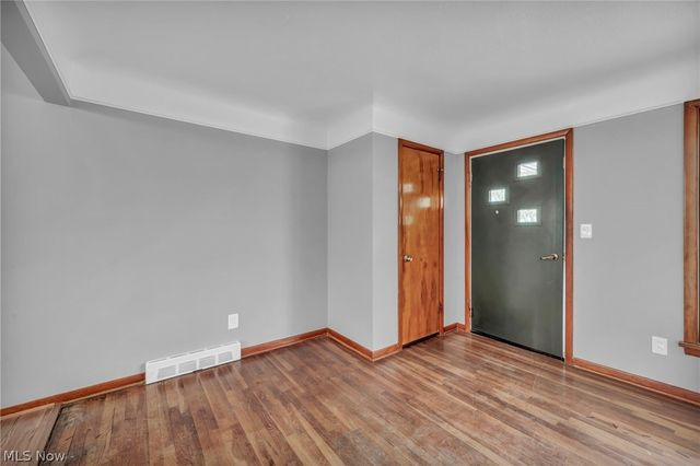 2124 Eaton Drive, Avon, OH 44011