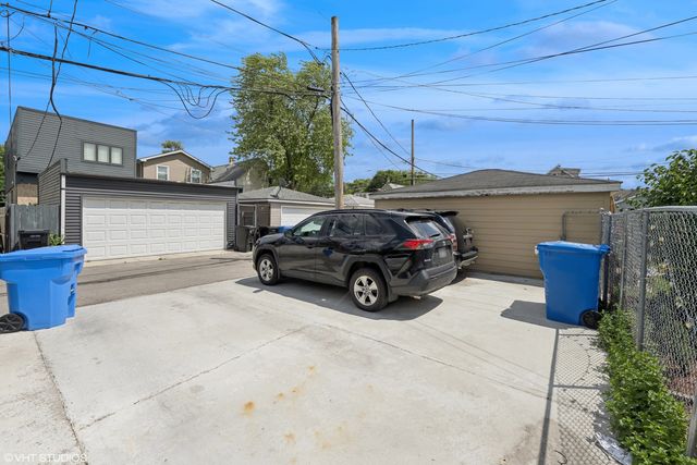 1921 N LAWNDALE Avenue, Chicago, IL 60647