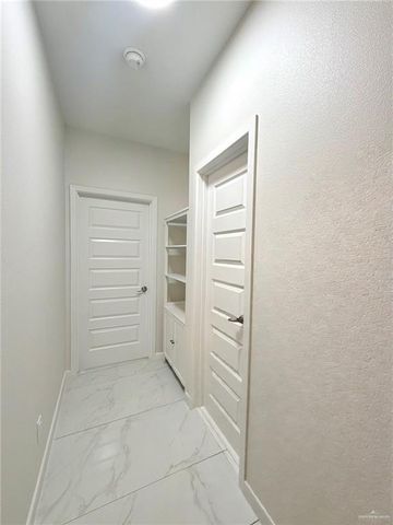 903 La Laguna Road, Mission, TX 78572