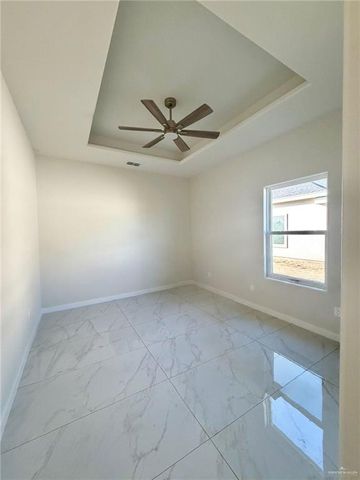 903 La Laguna Road, Mission, TX 78572