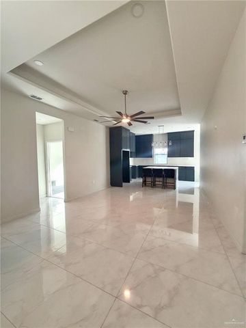 903 La Laguna Road, Mission, TX 78572