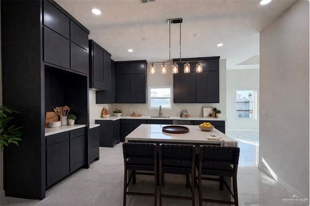 903 La Laguna Road, Mission, TX 78572