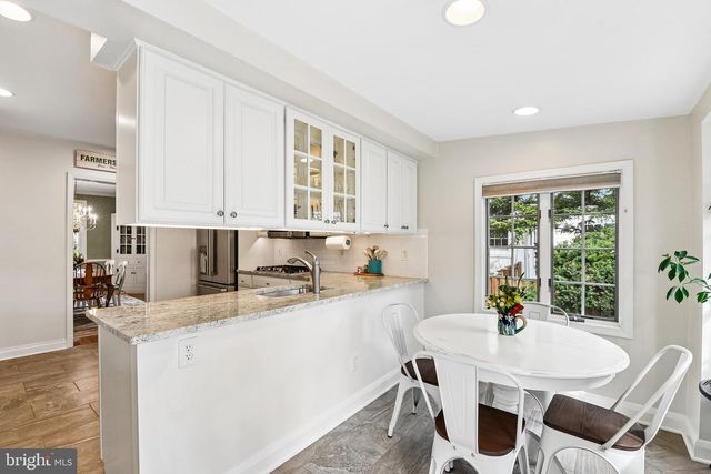 3 AINTREE RD, Towson, MD 21286