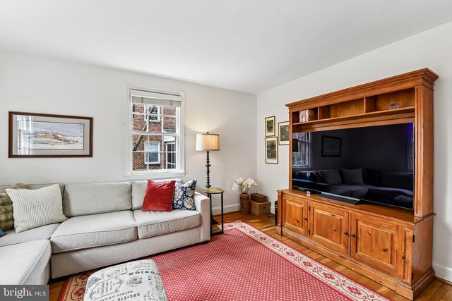 3 AINTREE RD, Towson, MD 21286