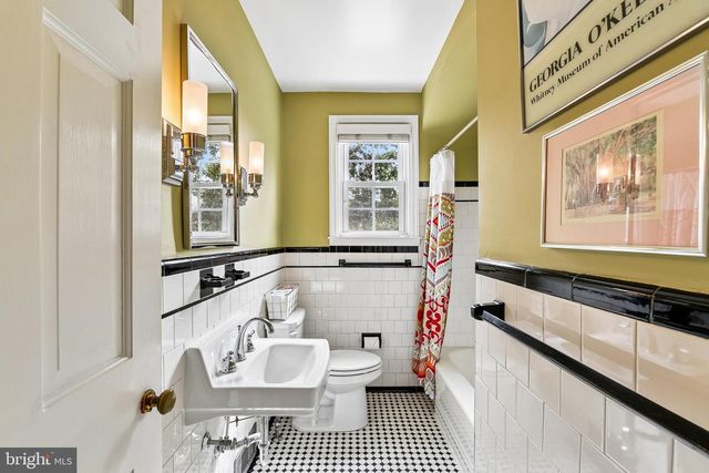 3 AINTREE RD, Towson, MD 21286