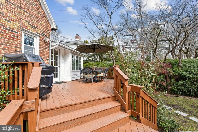 3 AINTREE RD, Towson, MD 21286