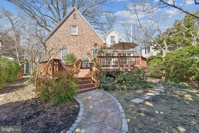 3 AINTREE RD, Towson, MD 21286