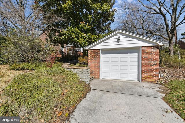 3 AINTREE RD, Towson, MD 21286