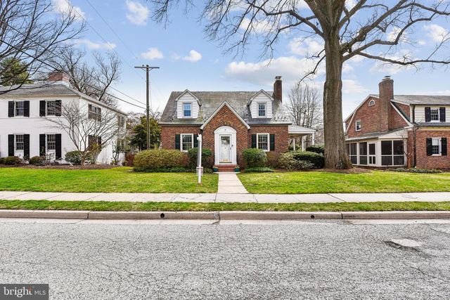 3 AINTREE RD, Towson, MD 21286