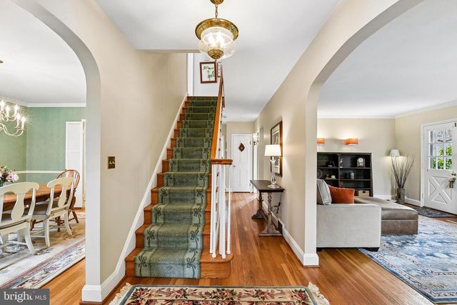 3 AINTREE RD, Towson, MD 21286