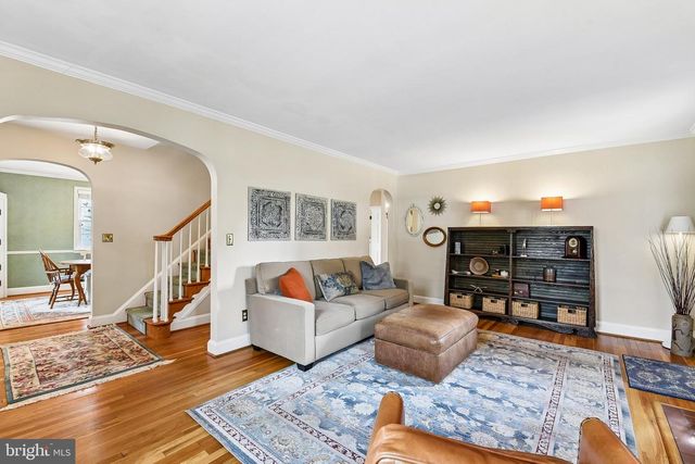 3 AINTREE RD, Towson, MD 21286