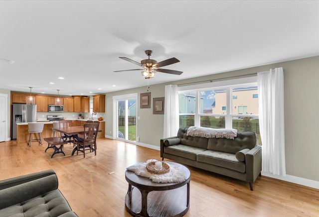 1403 Winterberry Road, Savoy, IL 61874