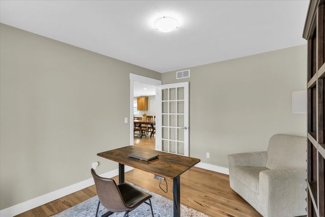 1403 Winterberry Road, Savoy, IL 61874