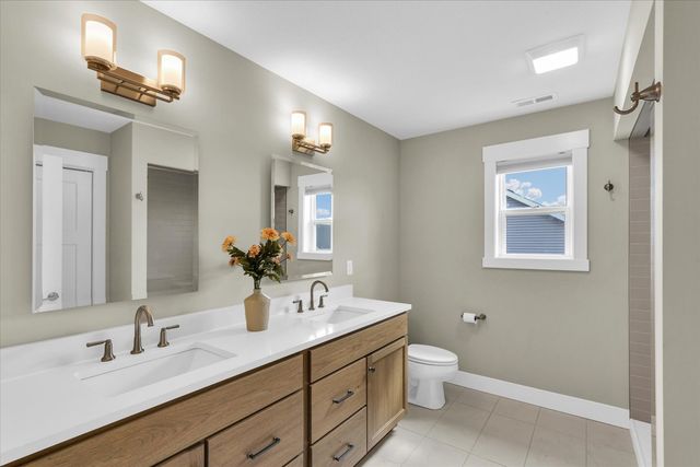 1403 Winterberry Road, Savoy, IL 61874