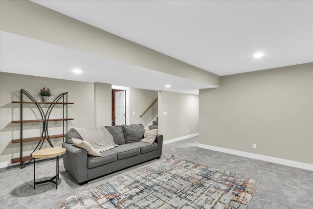 1403 Winterberry Road, Savoy, IL 61874