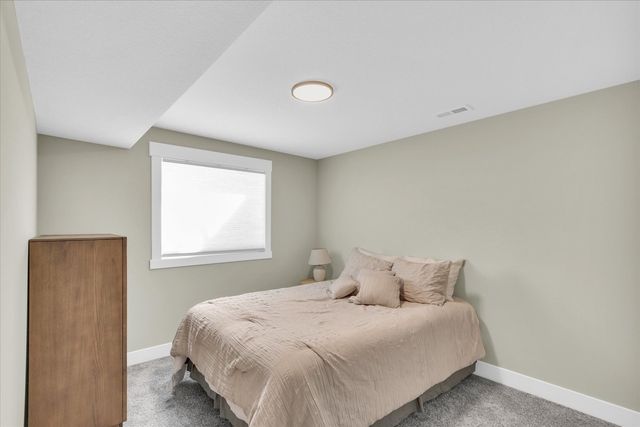 1403 Winterberry Road, Savoy, IL 61874