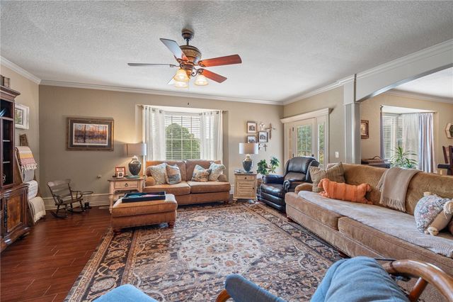 6308 N Mountain Grove Road, Alma, AR 72921