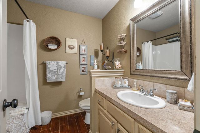 6308 N Mountain Grove Road, Alma, AR 72921