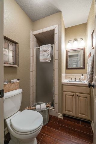6308 N Mountain Grove Road, Alma, AR 72921