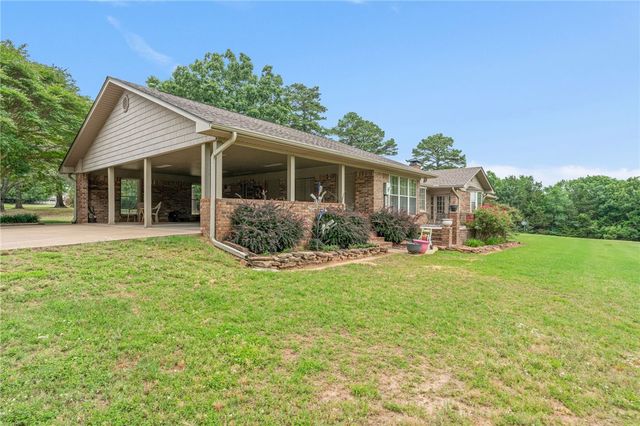 6308 N Mountain Grove Road, Alma, AR 72921