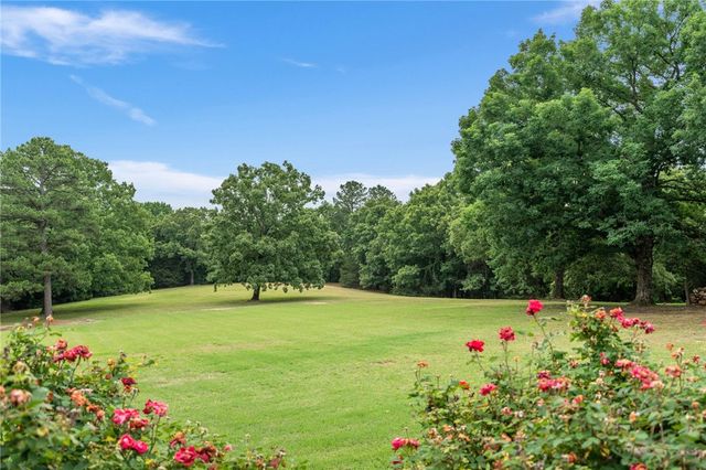 6308 N Mountain Grove Road, Alma, AR 72921