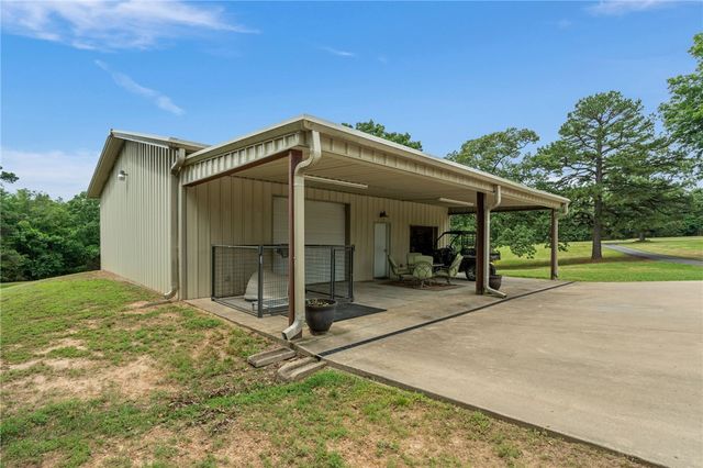 6308 N Mountain Grove Road, Alma, AR 72921