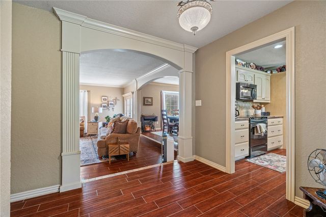 6308 N Mountain Grove Road, Alma, AR 72921