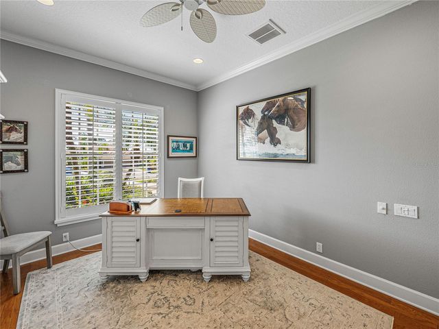 33627 AMERICANA AVENUE, Dade City, FL 33525