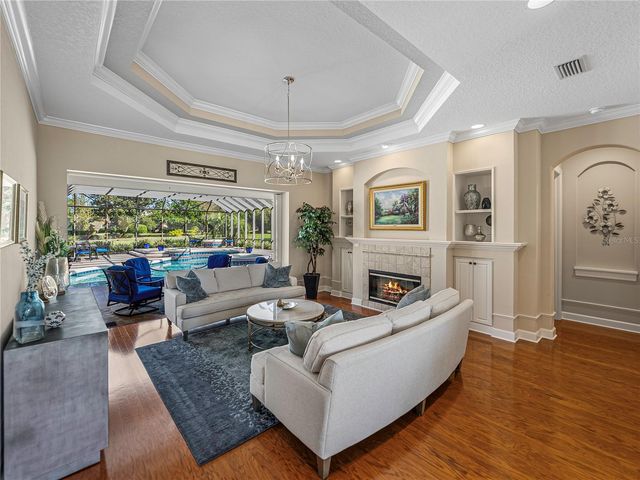 33627 AMERICANA AVENUE, Dade City, FL 33525