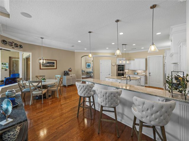 33627 AMERICANA AVENUE, Dade City, FL 33525