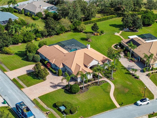 33627 AMERICANA AVENUE, Dade City, FL 33525