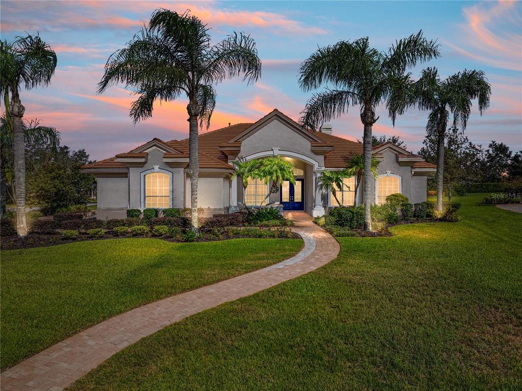 33627 AMERICANA AVENUE, Dade City, FL 33525