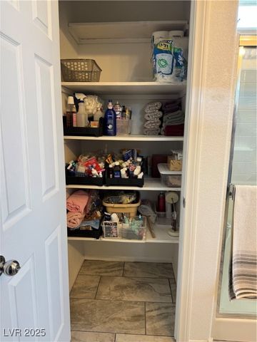 5562 South Chippewa Street, Pahrump, NV 89061