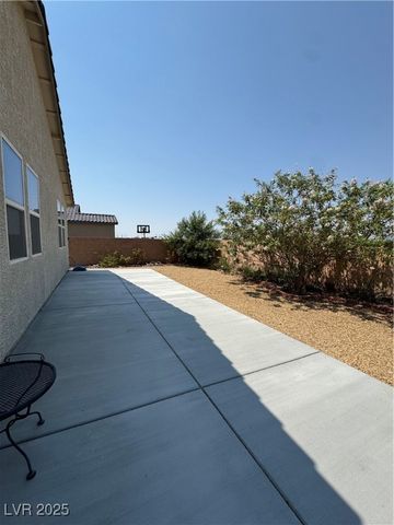 5562 South Chippewa Street, Pahrump, NV 89061