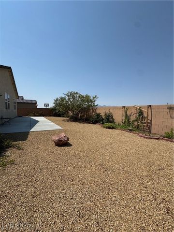5562 South Chippewa Street, Pahrump, NV 89061