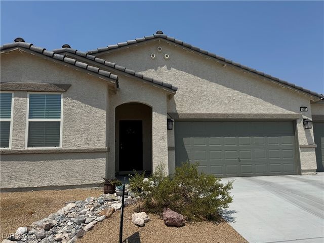 5562 South Chippewa Street, Pahrump, NV 89061