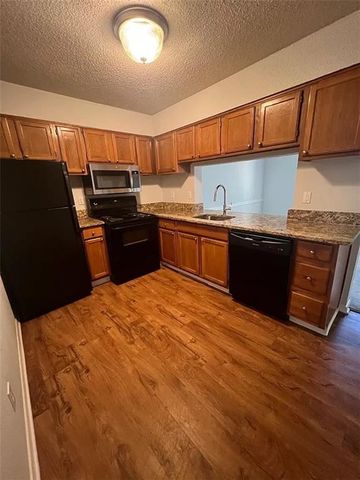 114 SEASONS Parkway, Norcross, GA 30093