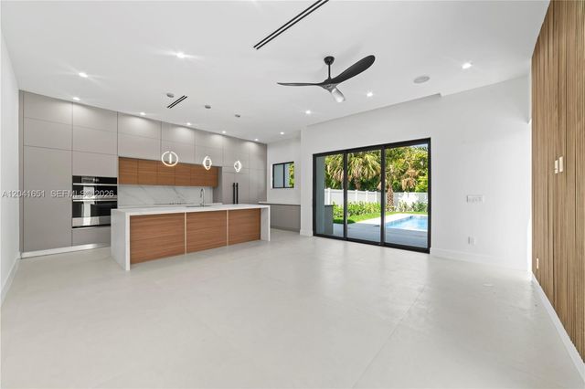 1320 NE 16th Ave A, Fort Lauderdale, FL 33304