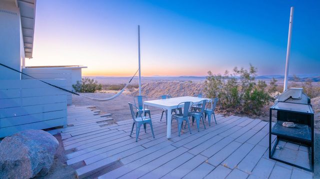 7245 Sunview Road, Joshua Tree, CA 92252