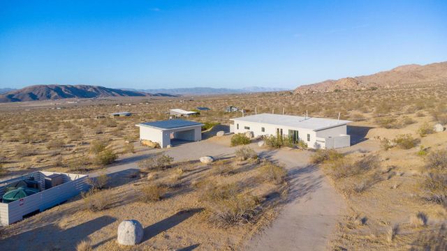7245 Sunview Road, Joshua Tree, CA 92252