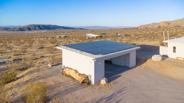 7245 Sunview Road, Joshua Tree, CA 92252