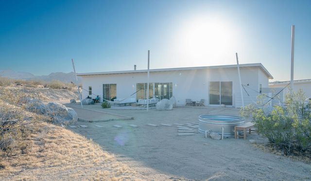 7245 Sunview Road, Joshua Tree, CA 92252