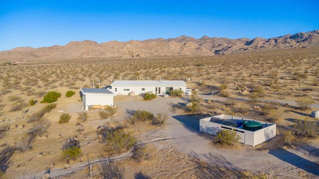 7245 Sunview Road, Joshua Tree, CA 92252