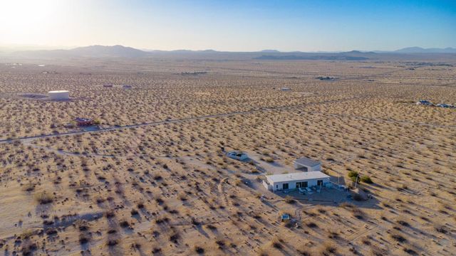7245 Sunview Road, Joshua Tree, CA 92252