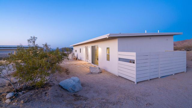 7245 Sunview Road, Joshua Tree, CA 92252