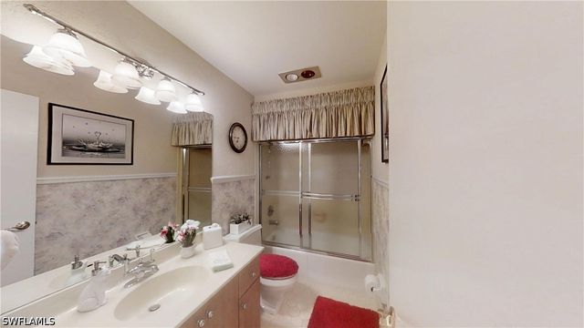 1527 Edgewater CIR, Fort Myers, FL 33919