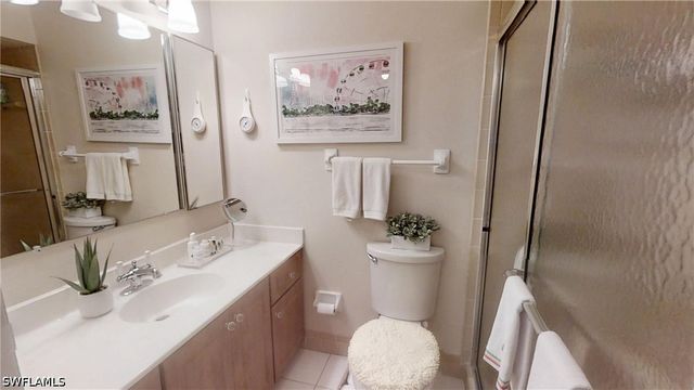1527 Edgewater CIR, Fort Myers, FL 33919
