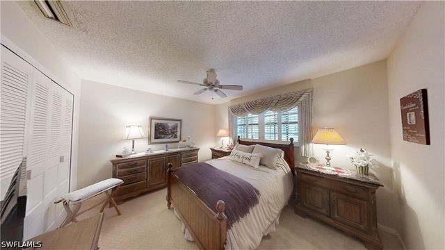 1527 Edgewater CIR, Fort Myers, FL 33919