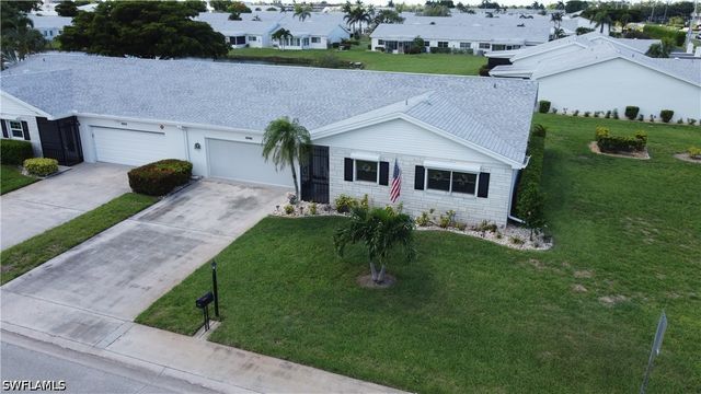 1527 Edgewater CIR, Fort Myers, FL 33919