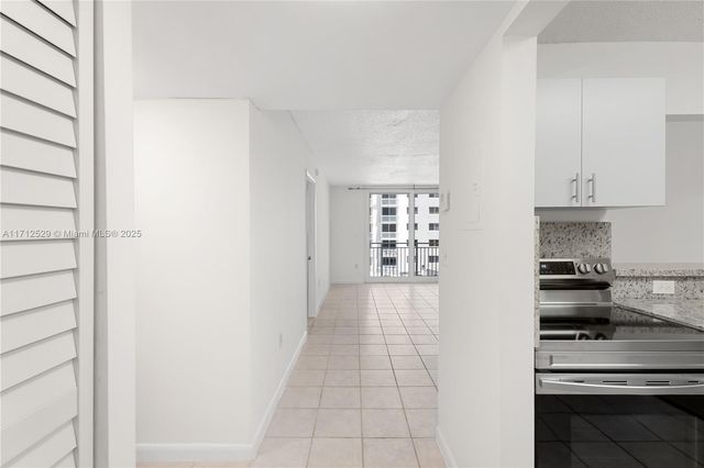 345 Ocean Dr 424, Miami Beach, FL 33139